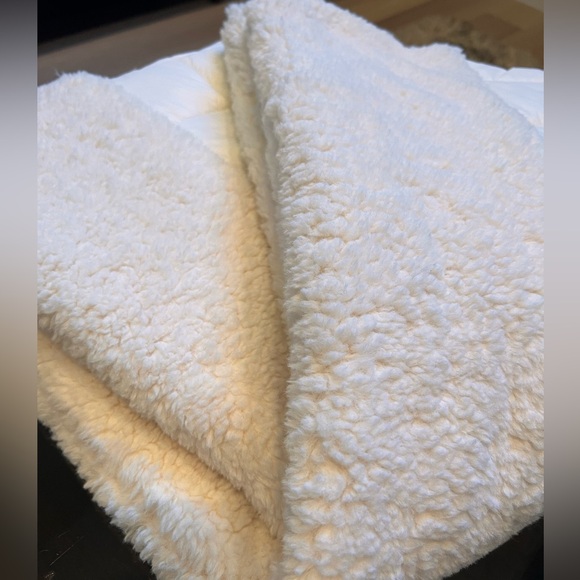 Free People Downhill Puffer Scarf - Picture 6 of 9